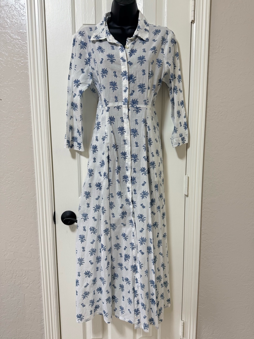 Julia Amory Maxi Dress Size Medium Button Up Shirt Dress With Pockets